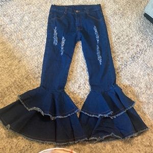Girls Boutique dark wash denim distressed tiered ruffle flare jeans size 10/12